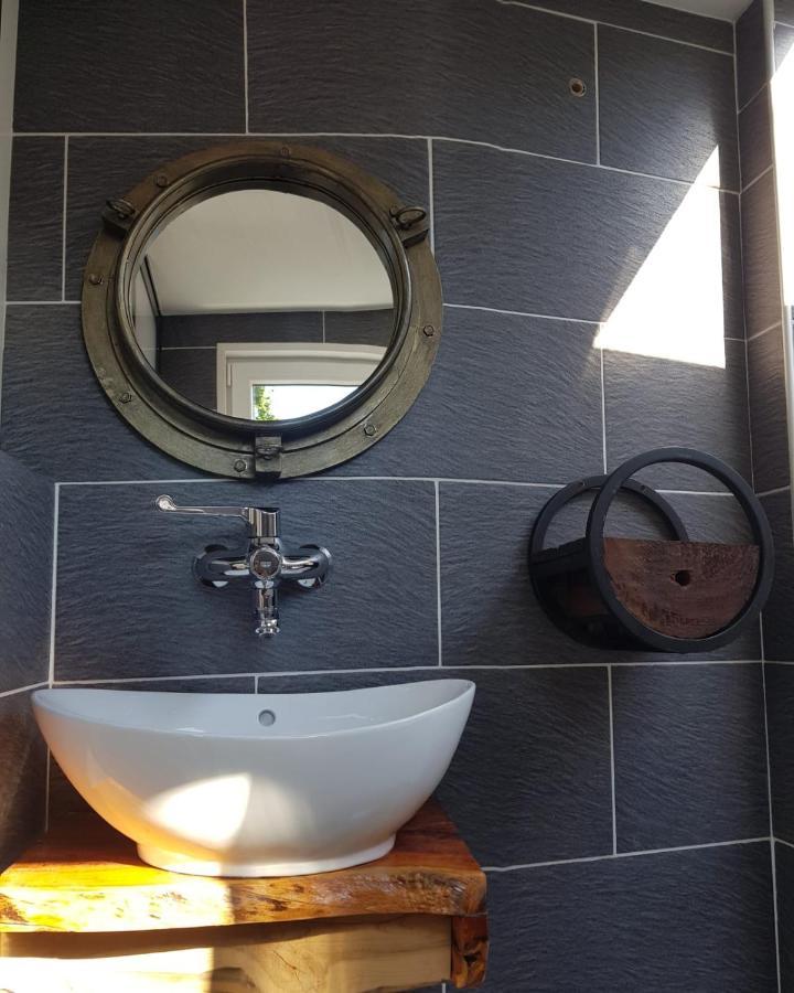 Waterland Apartment Ooltgensplaat Luaran gambar
